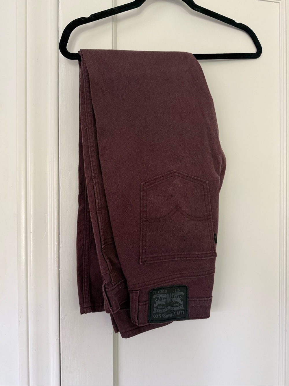 Levi's Men's Chinos in Deep Maroon